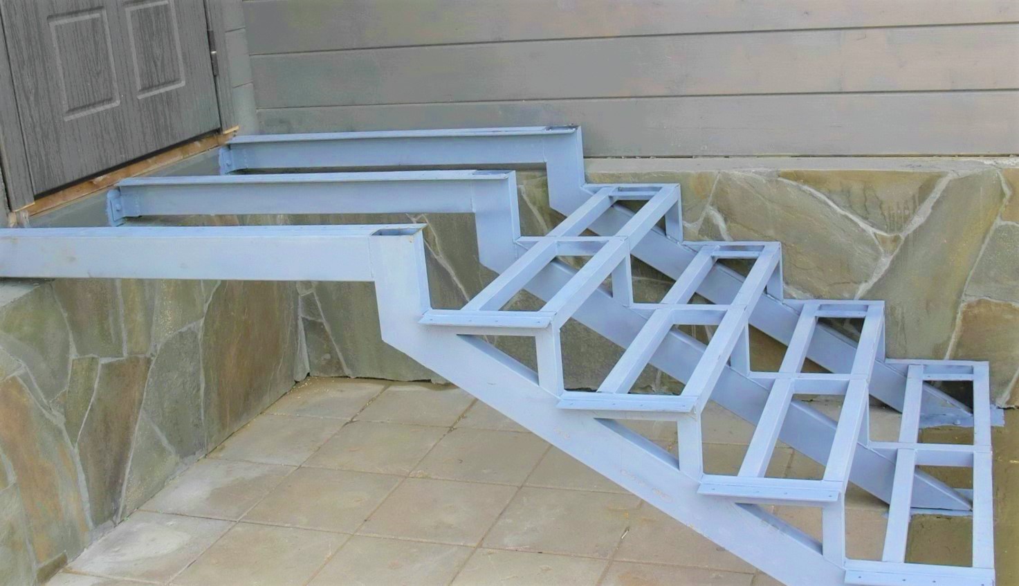 Деревянные ступени на бетонную лестницу: как и из чего их лучше сделать